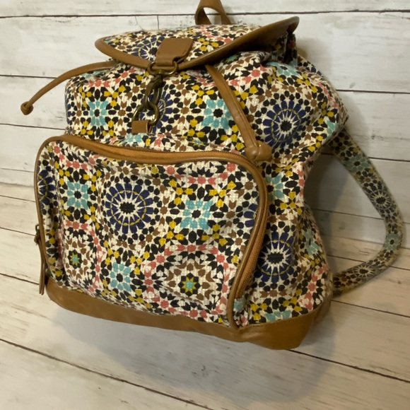 Mossimo Aztec Print Backpack - Picture 4 of 6
